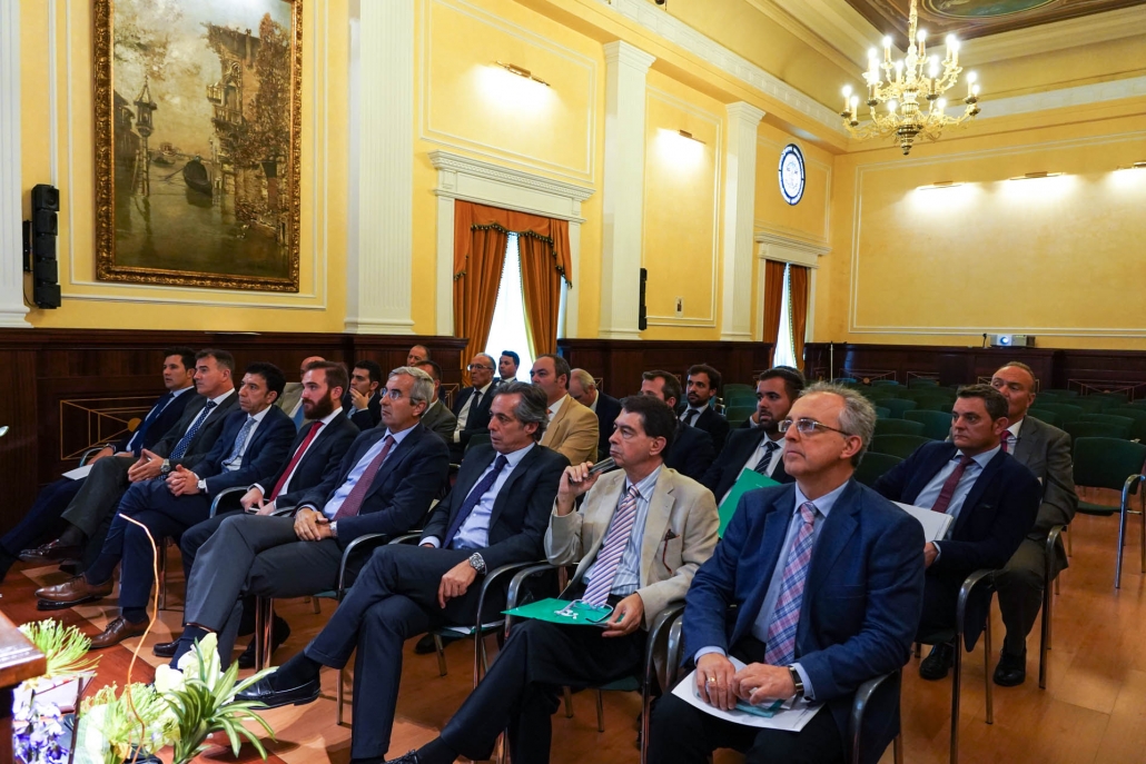 imagen de El equipo directivo y comercial de Garántia SGR se reúne en Málaga, en la sede de Unicaja